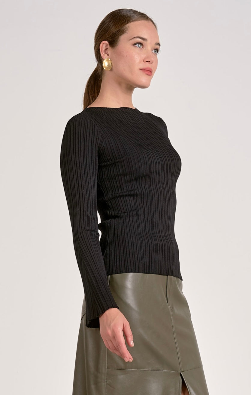Black Plisse Top
