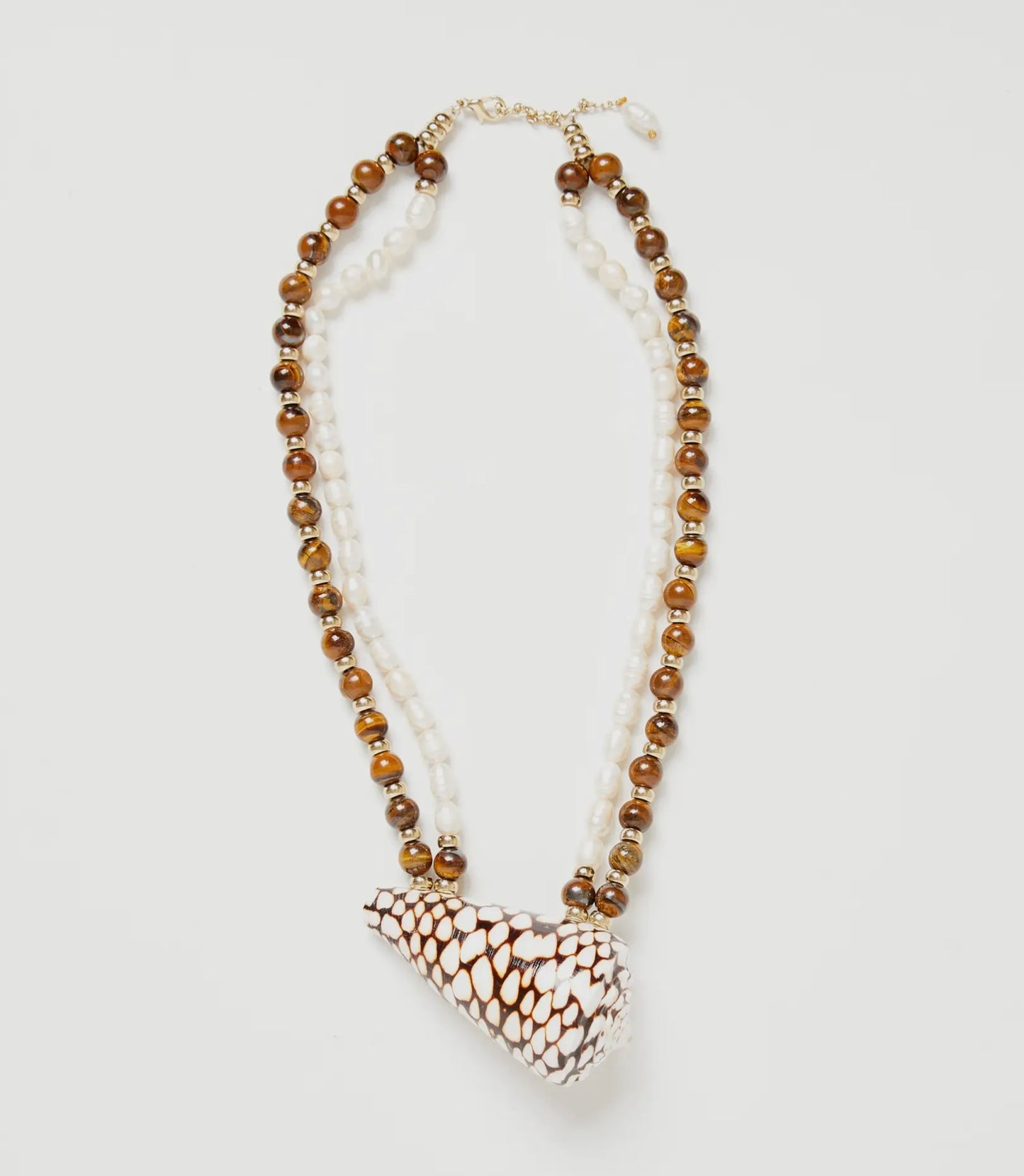 Shell Necklace with Fresh Water Pearls and Brown Agate of Beads