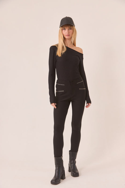 Black Legging With Zip Detail