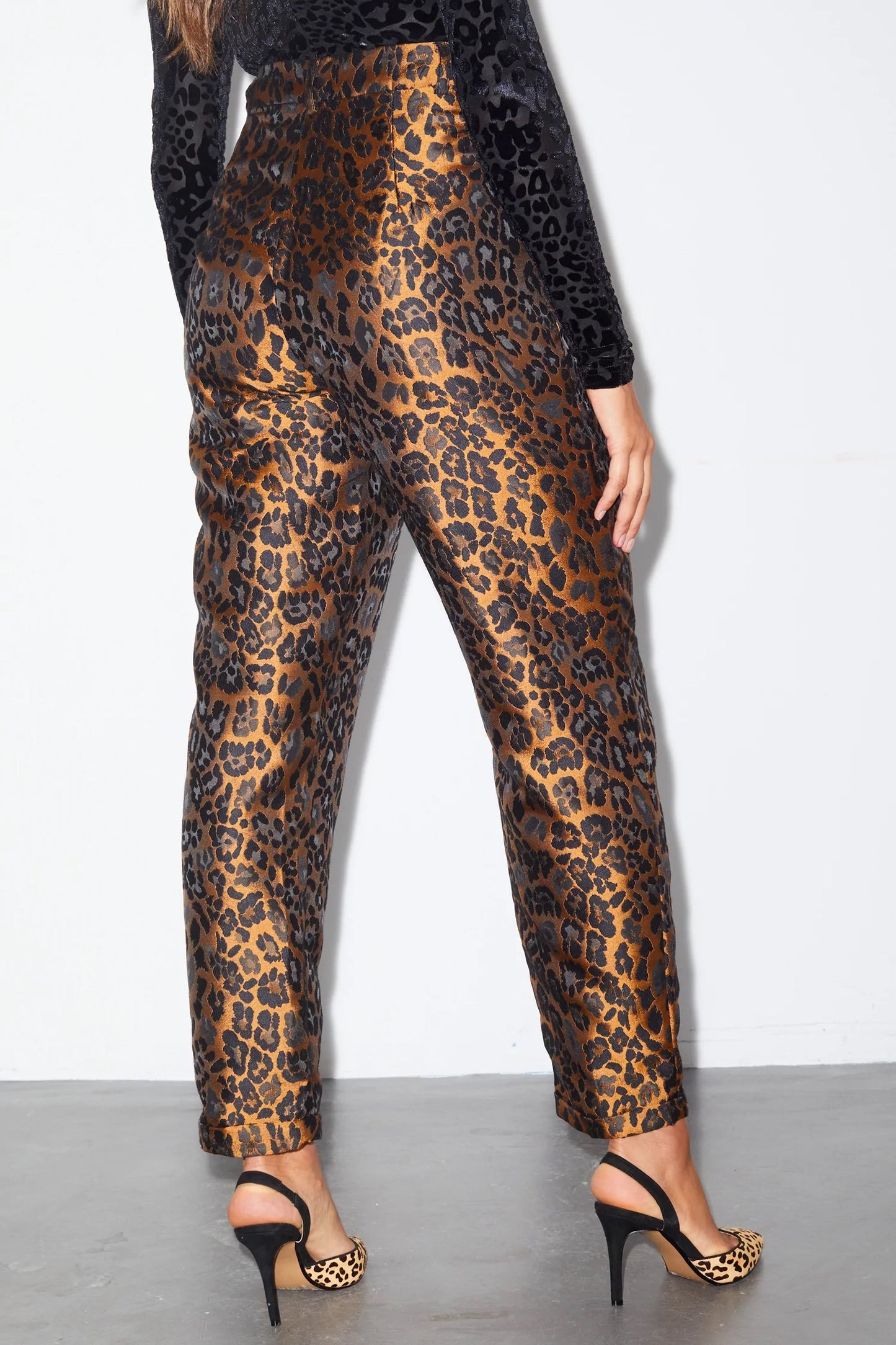 Leopard Jacquard Print Pants