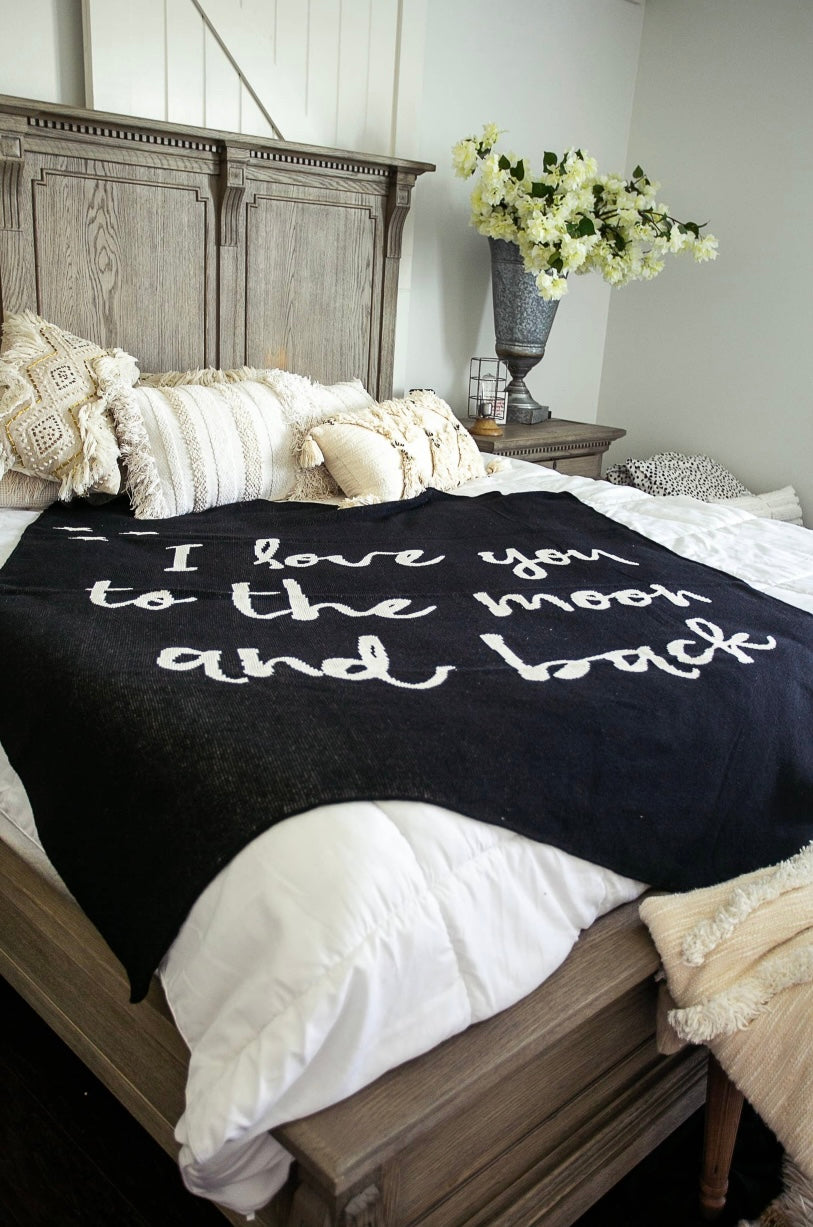 Love You To The Moon and Back Throw - Black