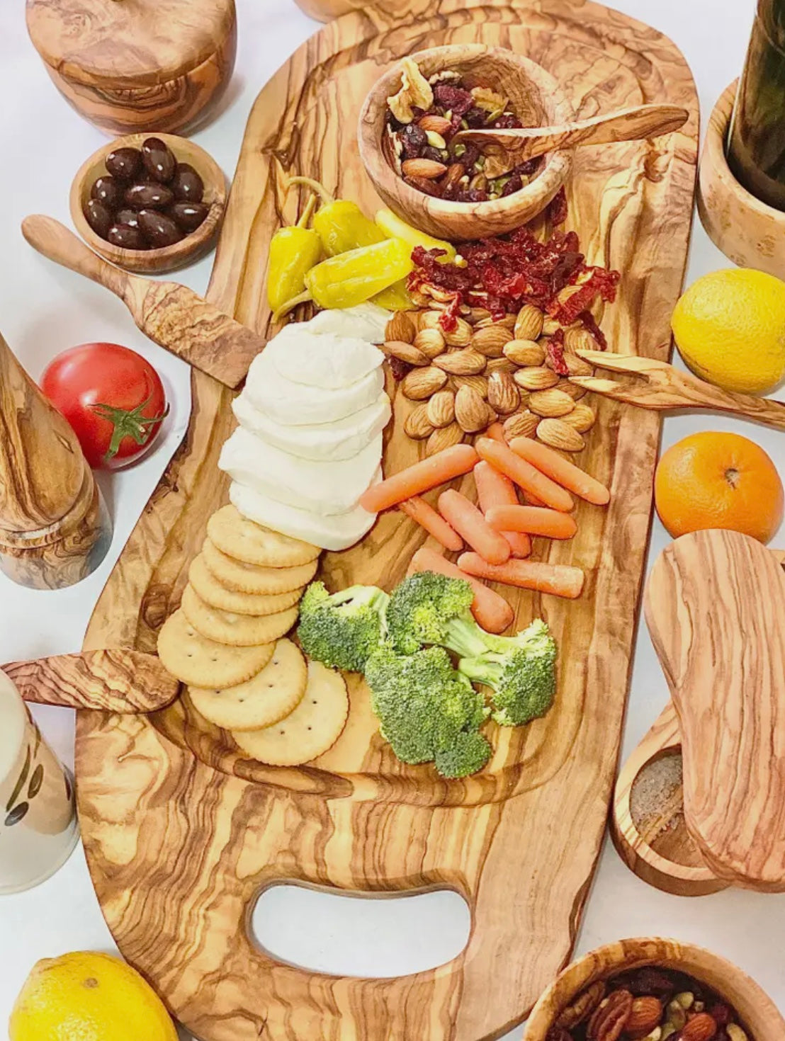 Natural Olivewood Charcuterie Board