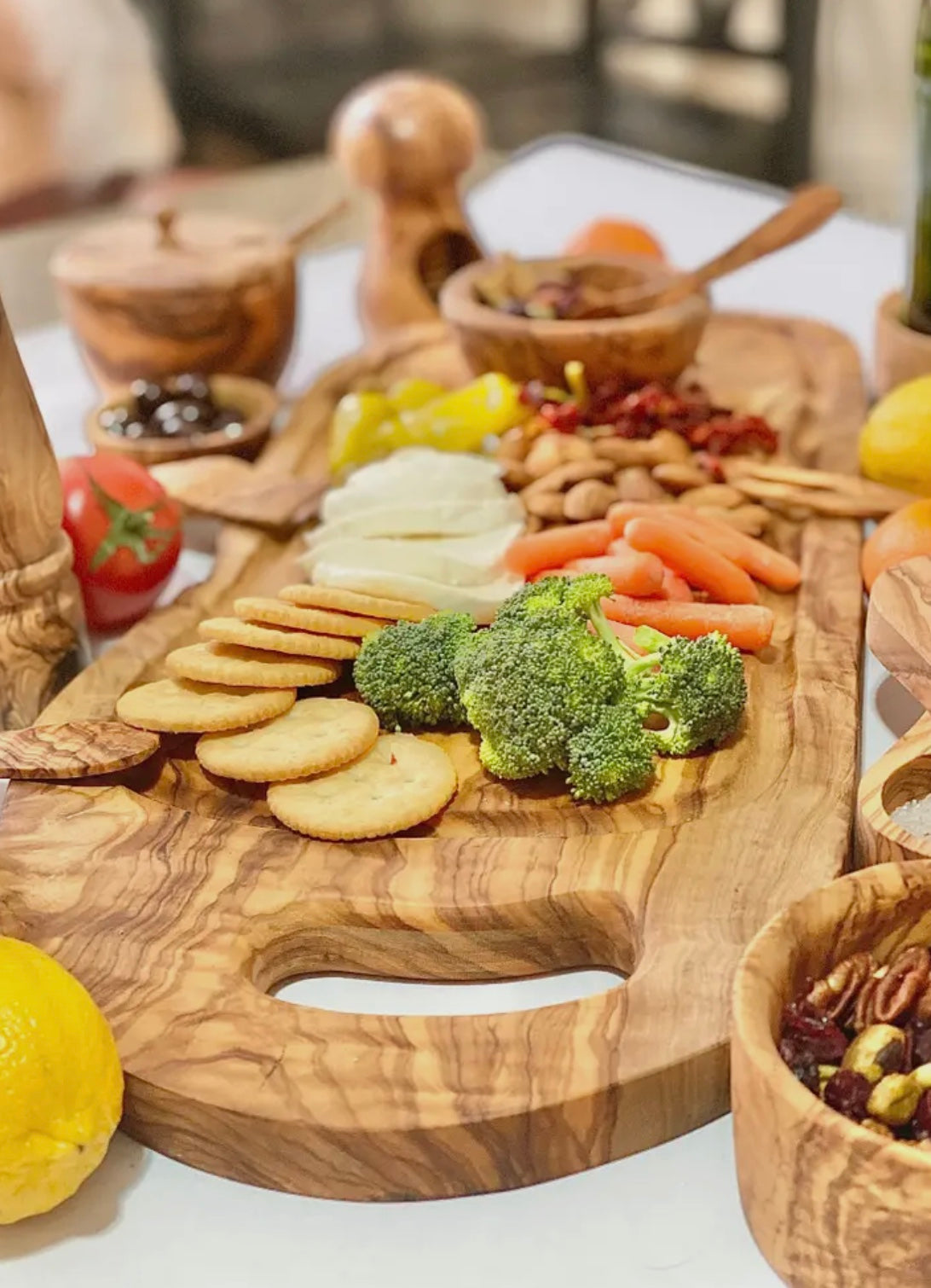 Natural Olivewood Charcuterie Board