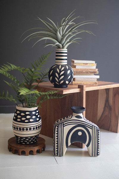 Black & White Vase