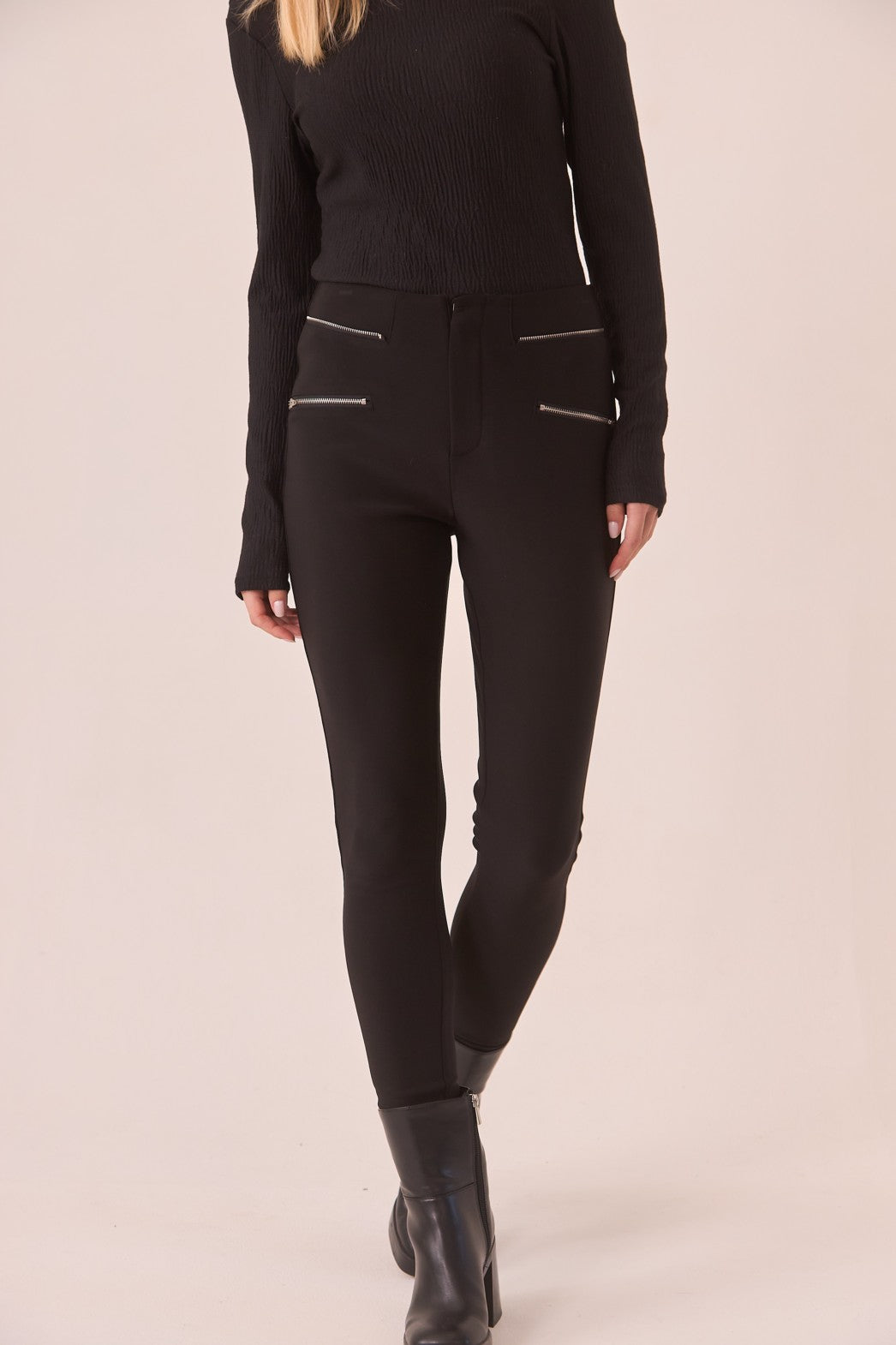 Black Legging With Zip Detail