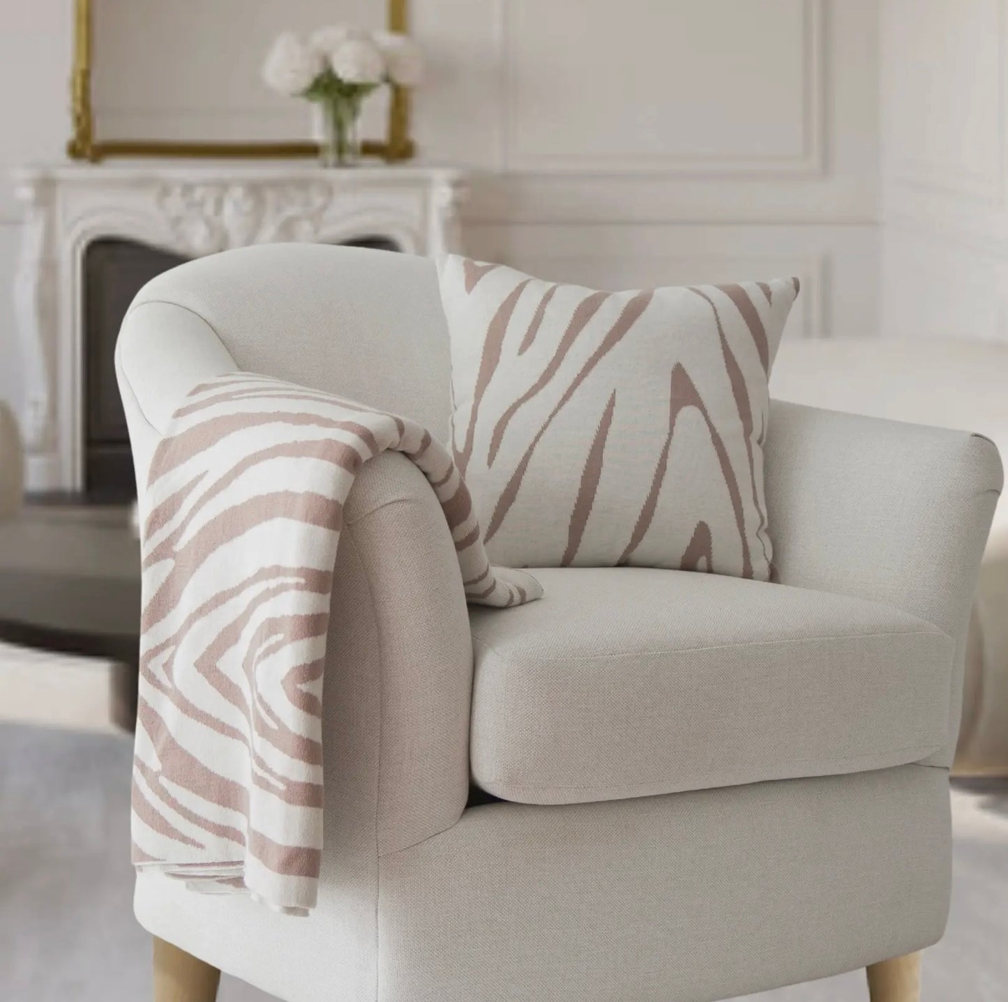 Zebra Cotton Knit Throw - Oyster