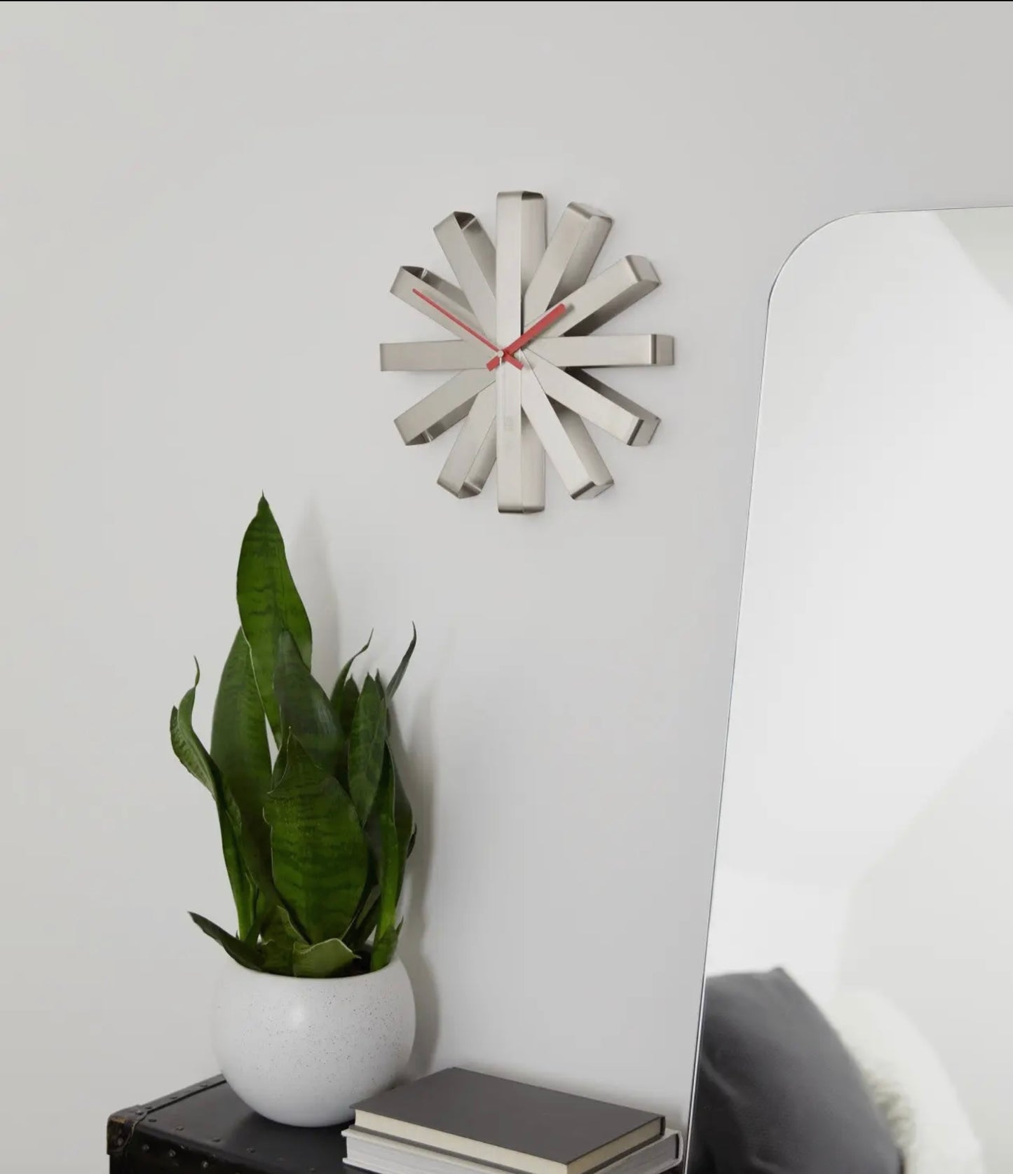 Stainless Steel Ribbon Wall Clock