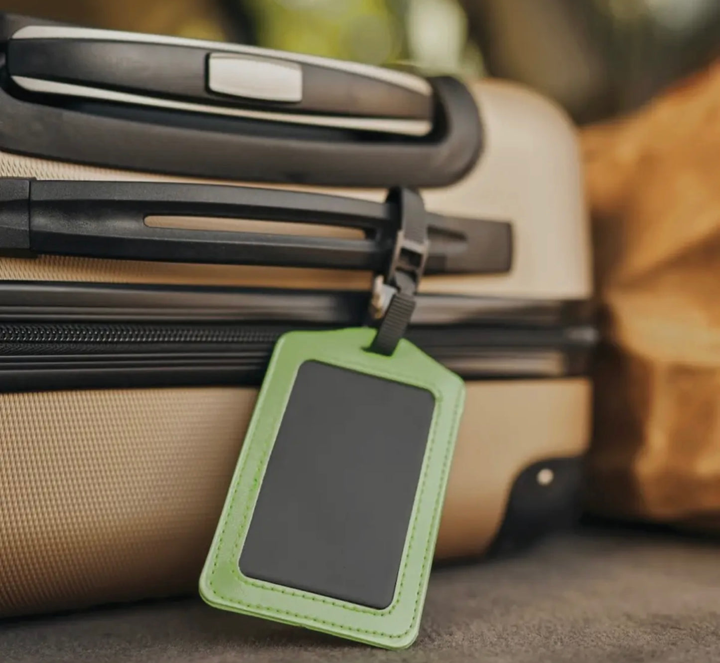 GPS Card Tracker - Uses Apple Find & Android Find Easy