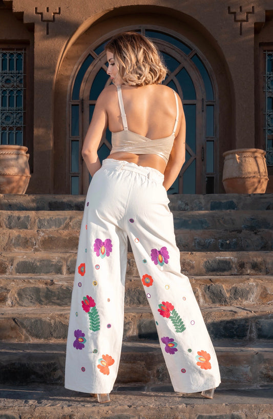 Embroidered White Jeans