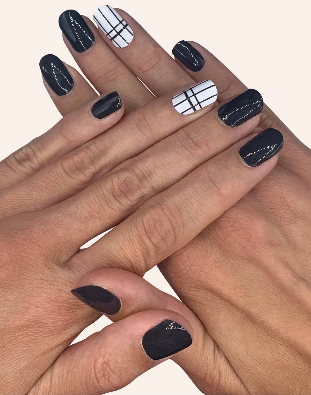 Black Stick on Gel Nails