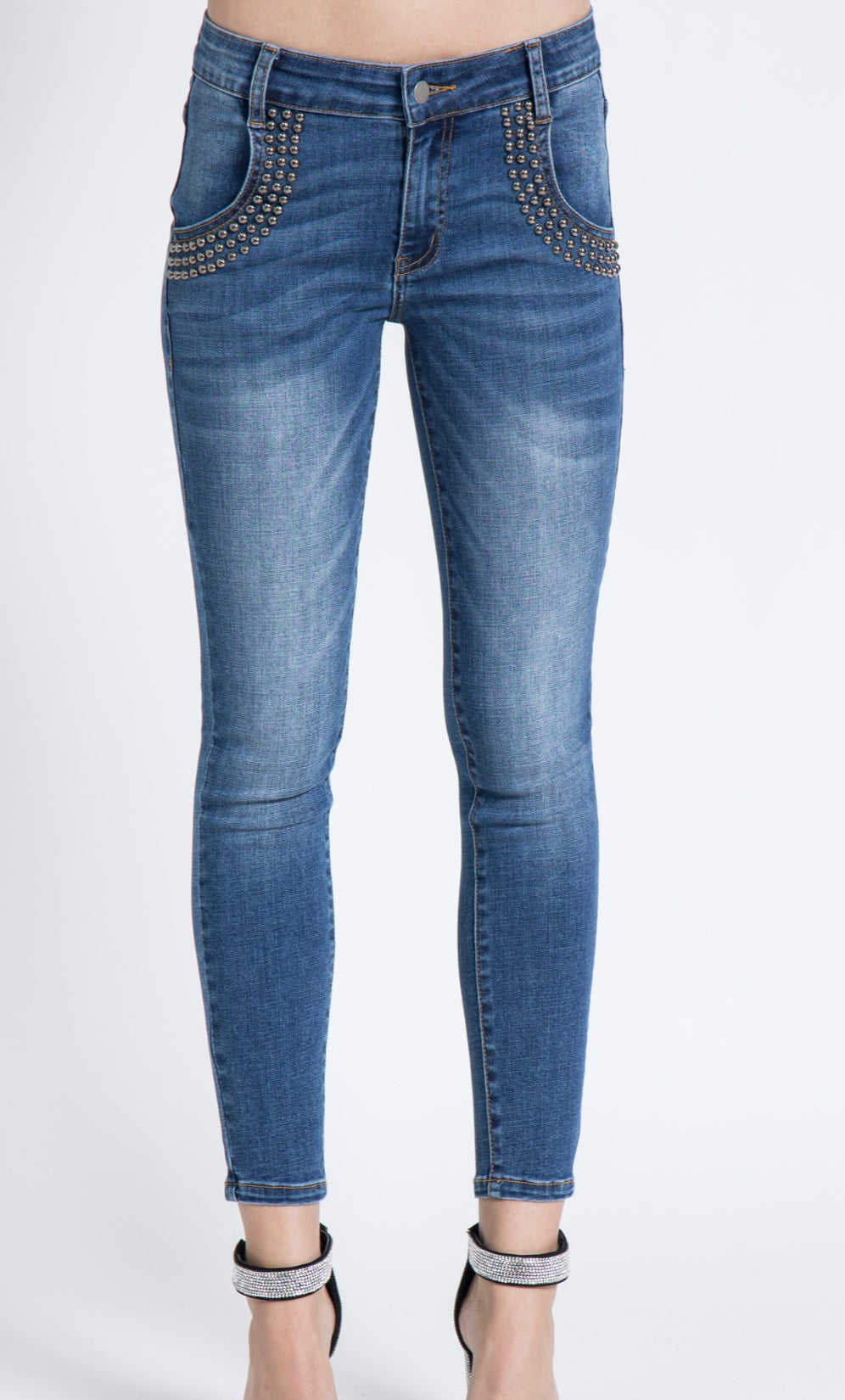 Skinny Jeans with Stud Pocket