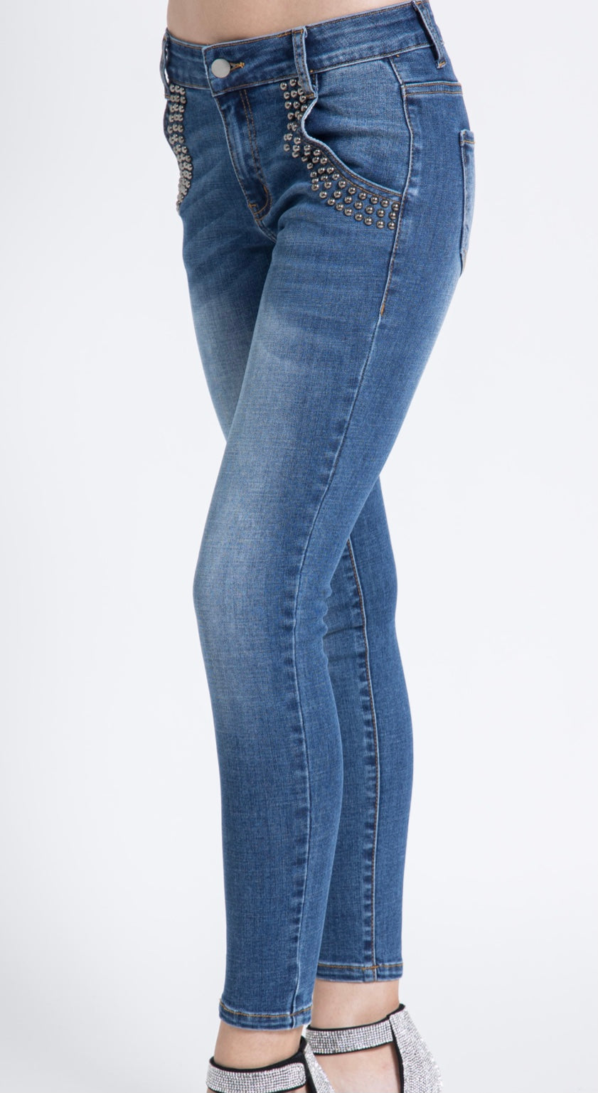 Skinny Jeans with Stud Pocket