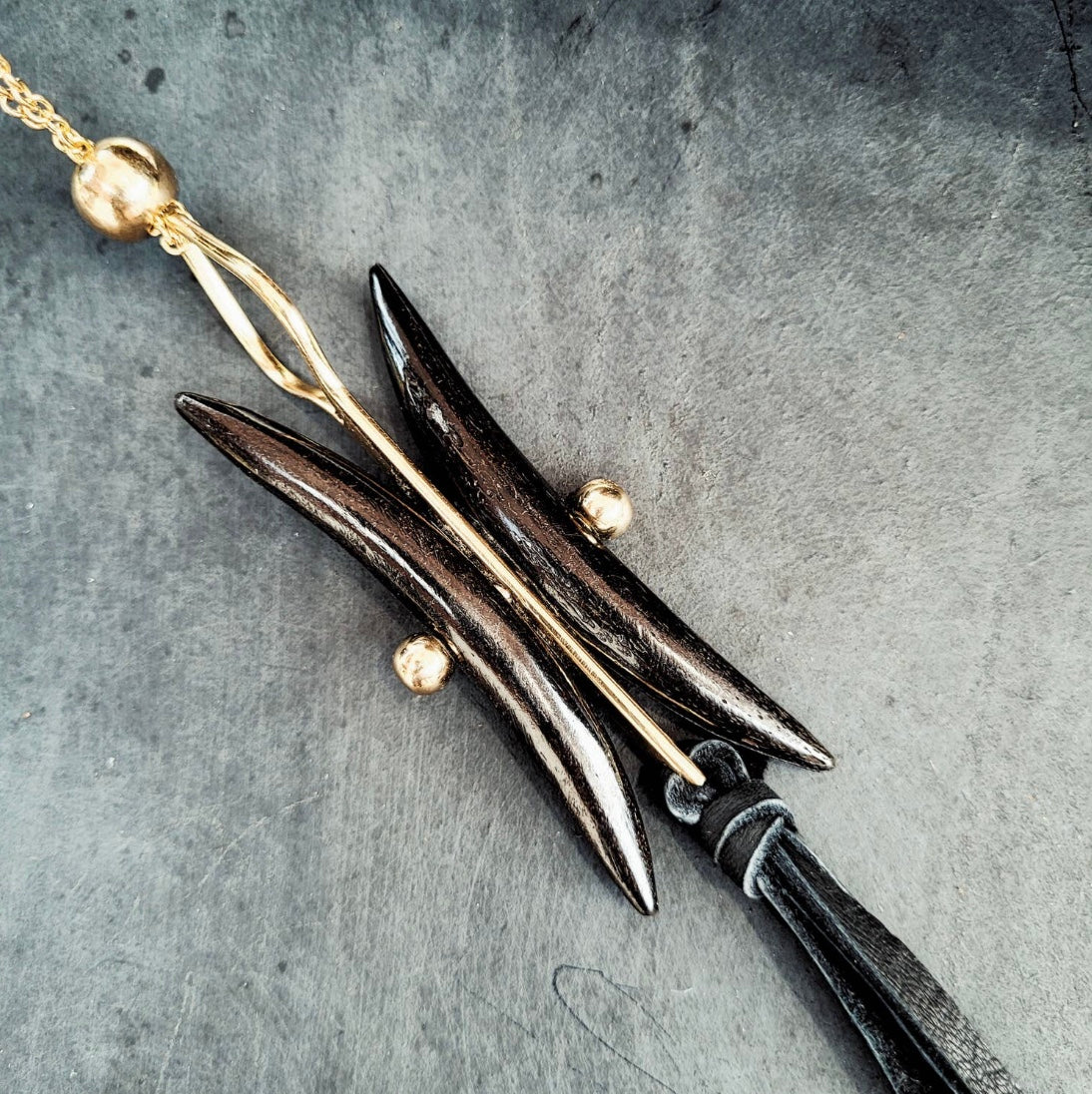 Dual Horn & Leather Necklace